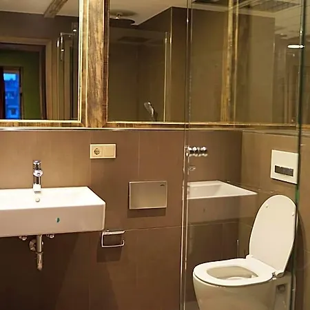 Hotel Mycologne 3*