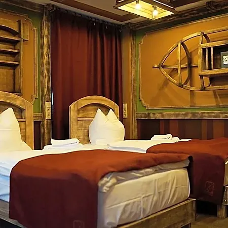 Mycologne Hotel 3*